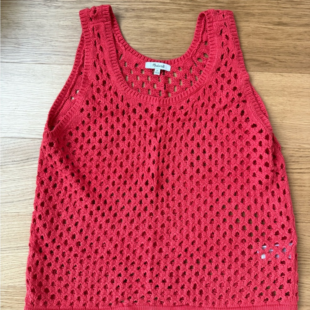 Red Sleeveless Knit Top